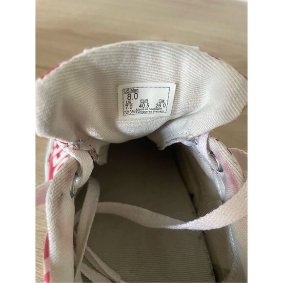 Vans Low Top Sneakers Men 8 Red White Logo Print Streetwear Skate Style Y2K - Picture 8 of 10